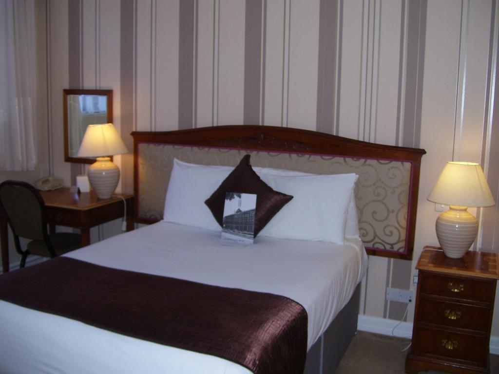 Fownes Hotel Worcester Szoba fotó